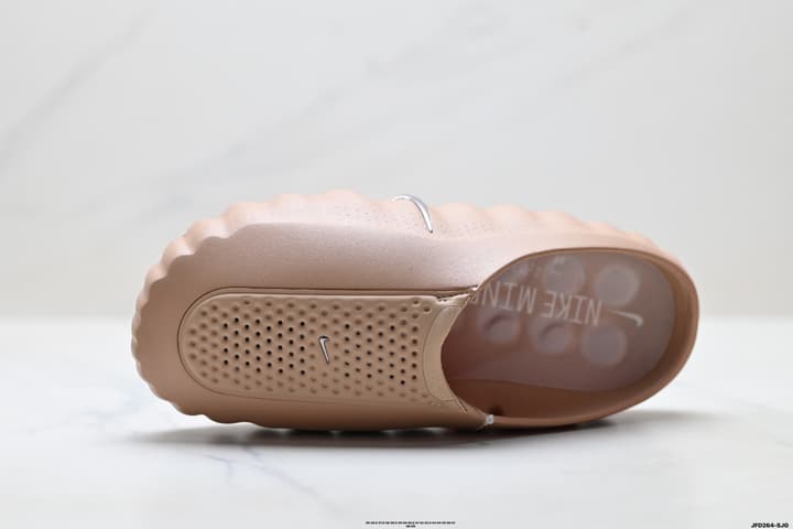 Nike Mind 001 Recovery Slide
