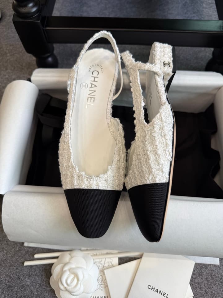 Chanel Classic Slingback Heels in Bright Black And White Tweed