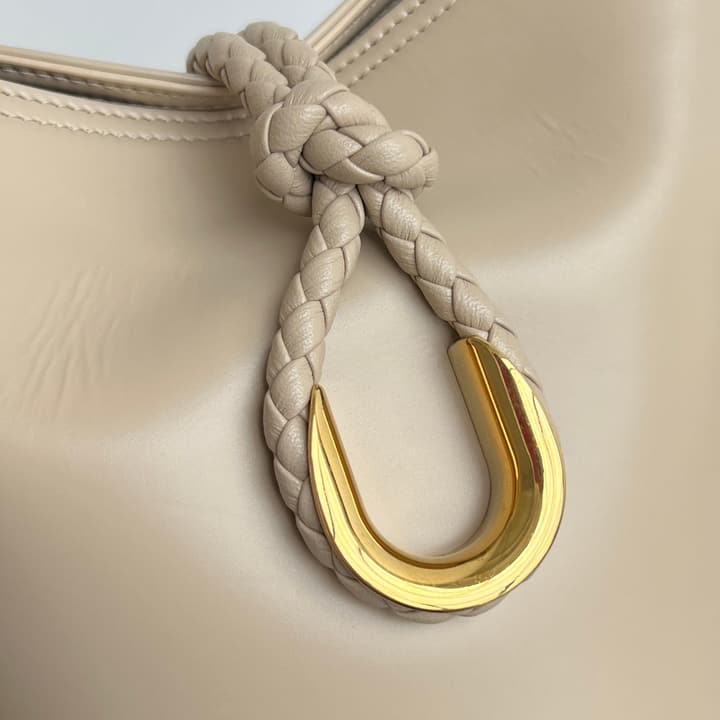 Bottega Veneta Liberta Bucket Bag – 25SS in Black