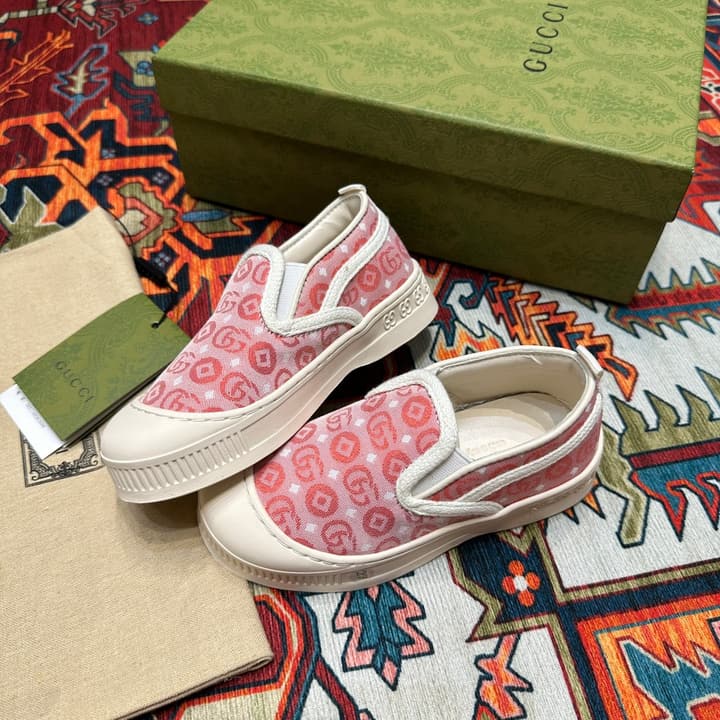 Gucci Kids Footwear – Kids Collection in Beige Plaid Slip-on