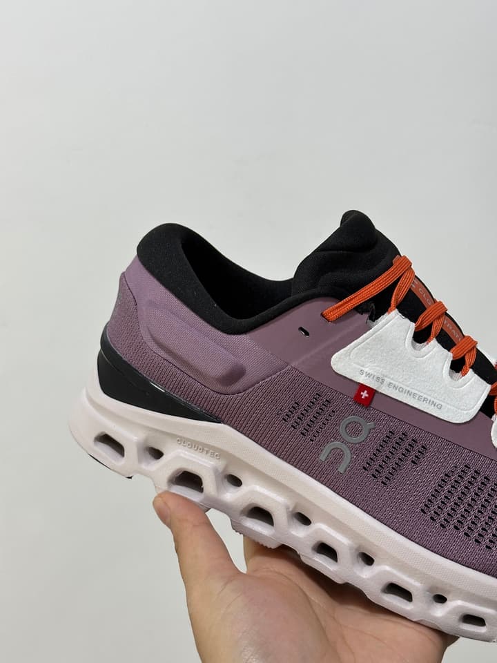 On x Roger Federer Cloudstratus 3 Special Edition Sneakers in All Black Red Accent