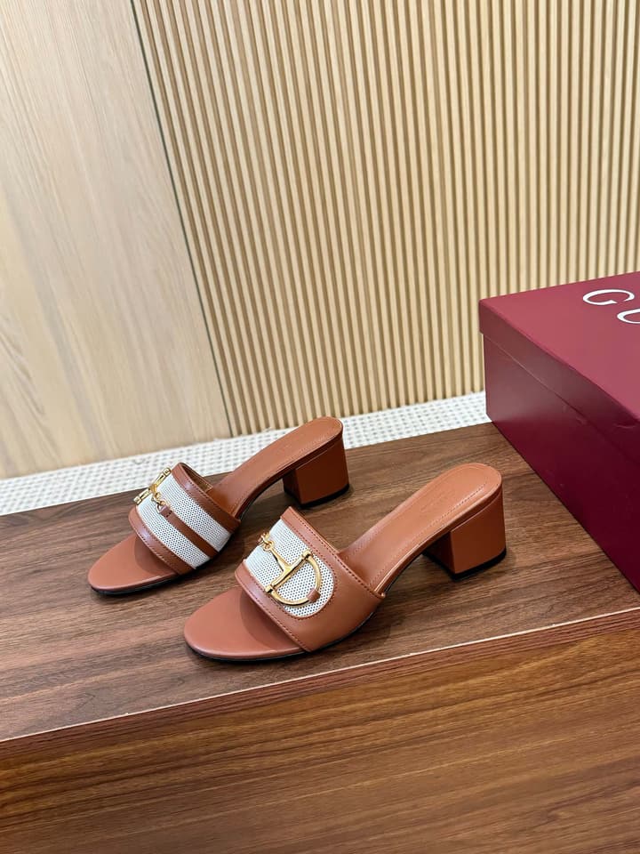 Gucci D-Horsebit Mule Sandals in Brown Gg Canvas
