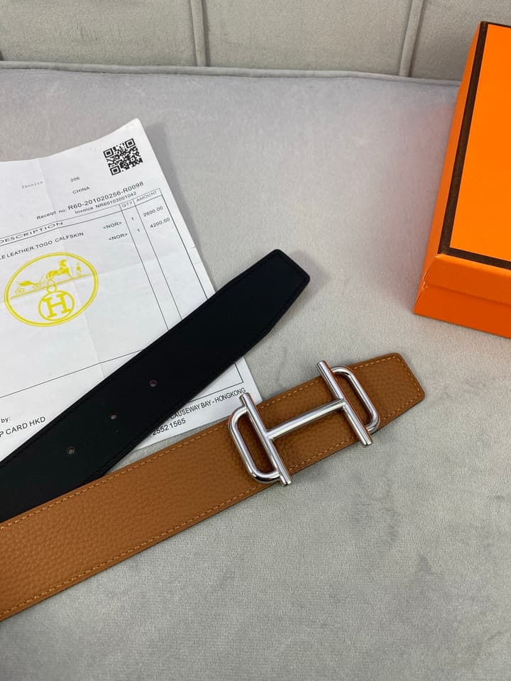 Hermès Reversible Leather Belt in Gold Hardware