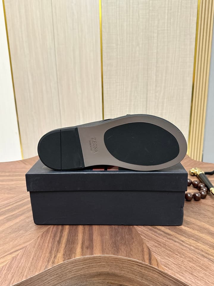 Zegna Men's Cross Strap Leather Slippers