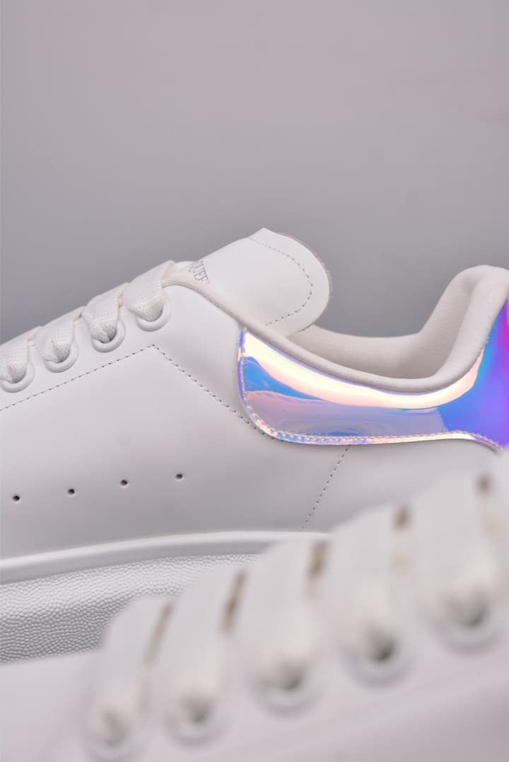 Alexander McQueen Classic Platform Sneakers – 2025 Edition in White Lavender