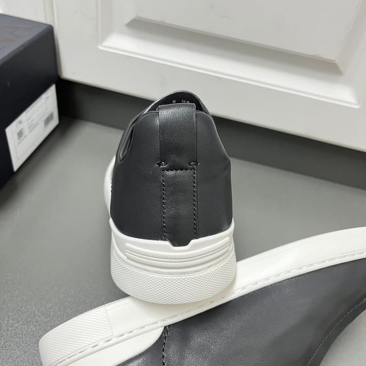 Zegna SECONDSKIN Triple Stitch™ Sneakers in Navy Blue