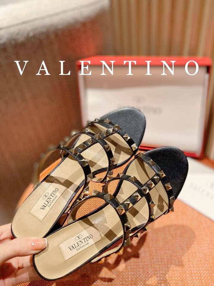 Valentino VLogo Signature Leather Mules