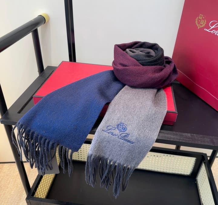 Loro Piana Plaid Wool Scarf in Beige/dusty Blue