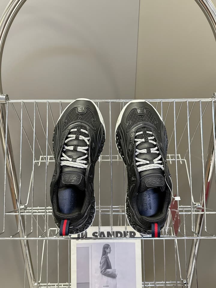 Gucci Cub3d Series Sneakers in Black
