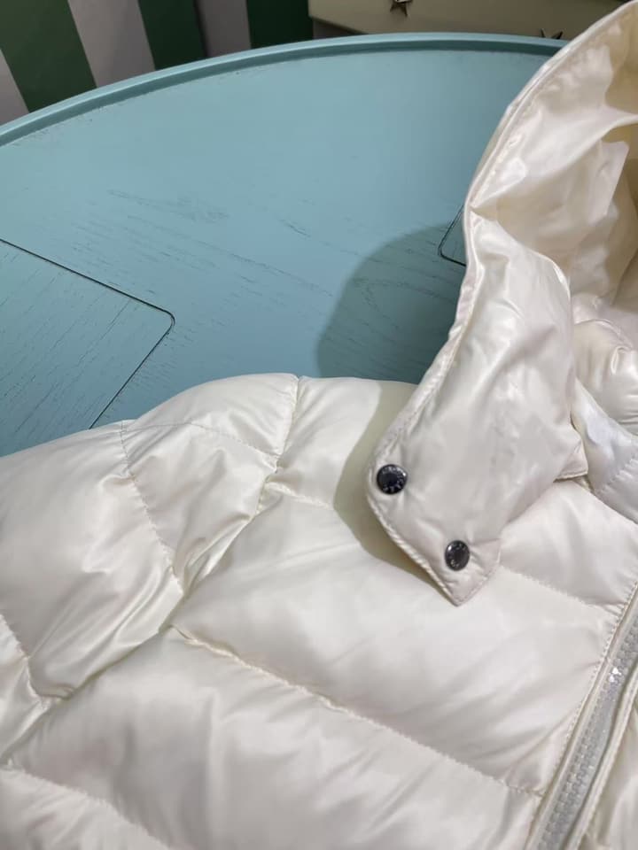 Moncler Kids Down Puffer Jacket – 2025SS – Kids Collection in Cream Puffer Jacket