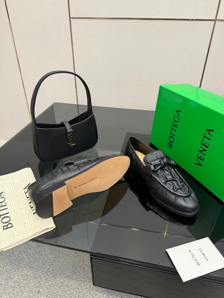 Bottega Veneta Astaire Suede Loafers in Black Leather