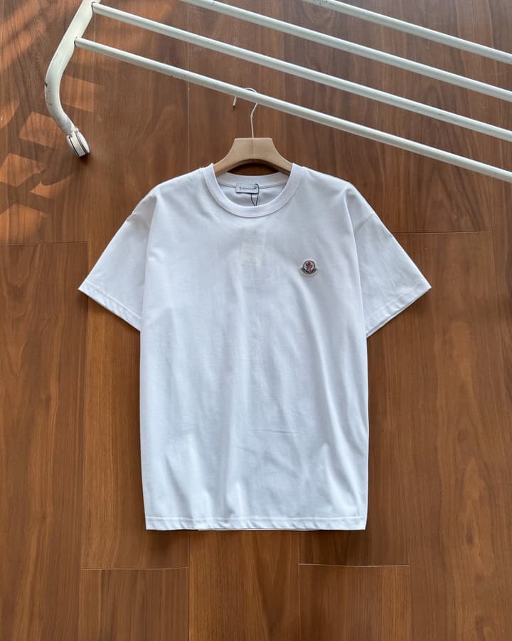 Moncler Classic Logo Cotton T-Shirt in Bright Green