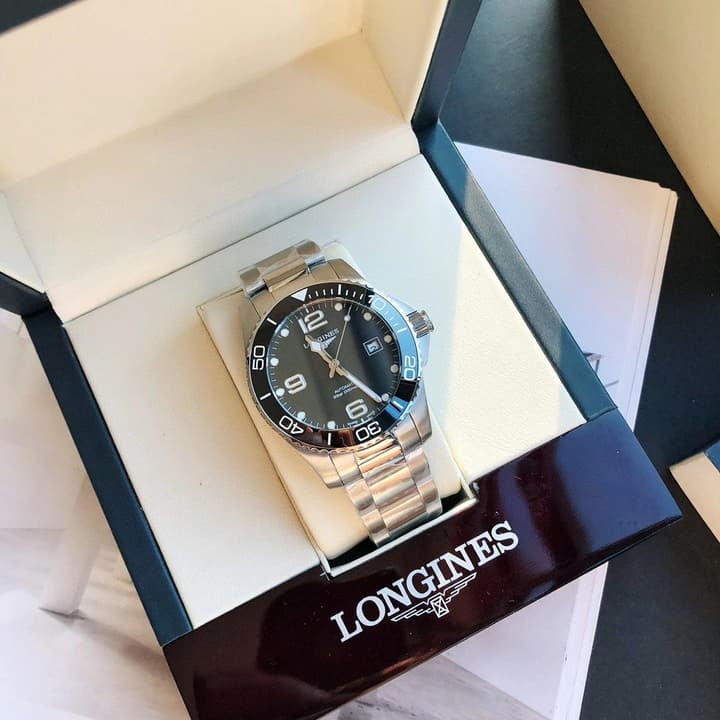 Longines Conquest Automatic Men's Watch 41mm in Black Dial With Black Rubber Strap