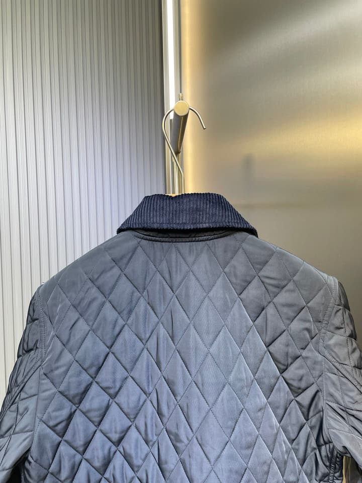Burberry Quilted Long-Sleeve Jacket – 25FW in Charcoal Grey