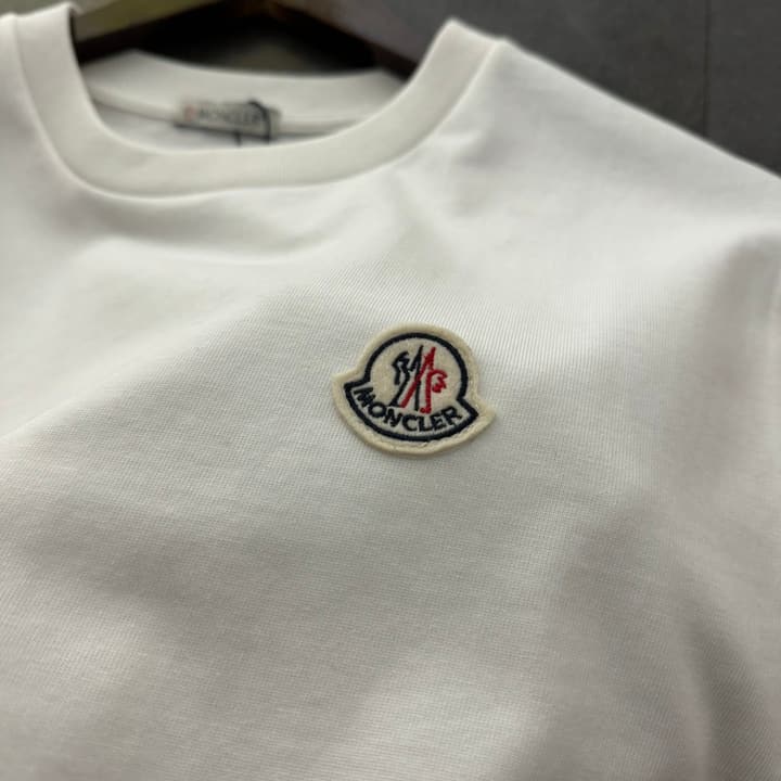 Moncler Small Logo Crewneck T-Shirt – 2026SS in Classic Black