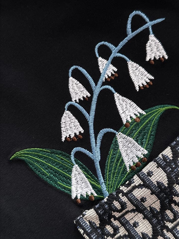 Dior Leaf Embroidery Flocked CD Logo T-Shirt – 2025 in Black