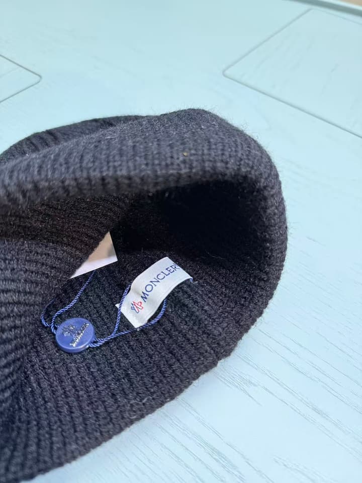 Moncler Classic Jacquard Knit Beanie – Kids Collection – 25FW in Classic Black Beanie