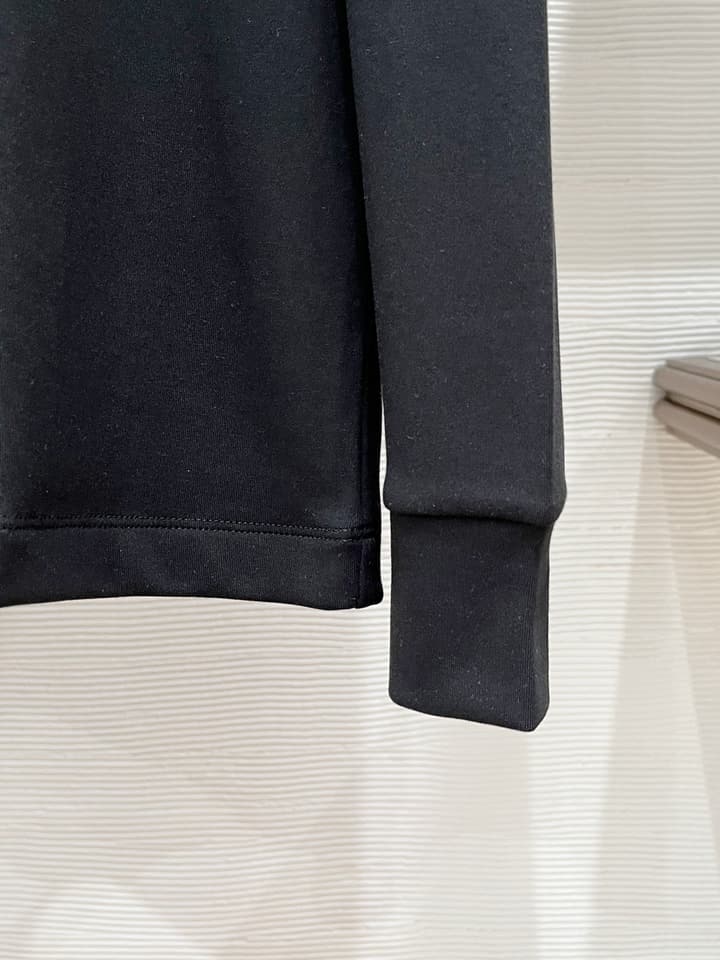 Brunello Cucinelli Men's Embroidered Logo Base Layer Top – 2025FW in Classic Black