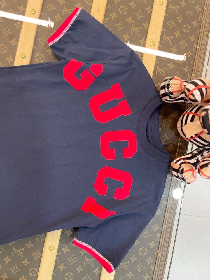 Gucci Flocked Print T-Shirt – 2026 Early Spring – Kids Collection in Green