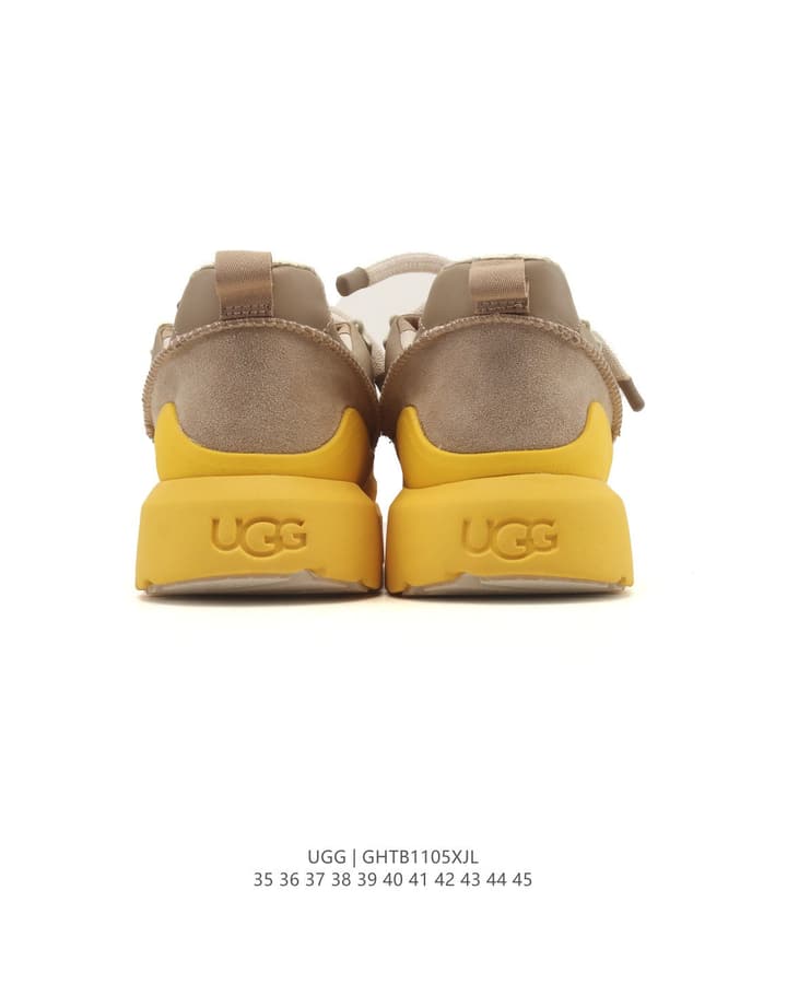 UGG Retro Low-Top Ankle Boots in All Black