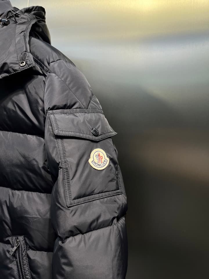 Moncler Maya Matte Down Jacket – Autumn/Winter Collection in Black