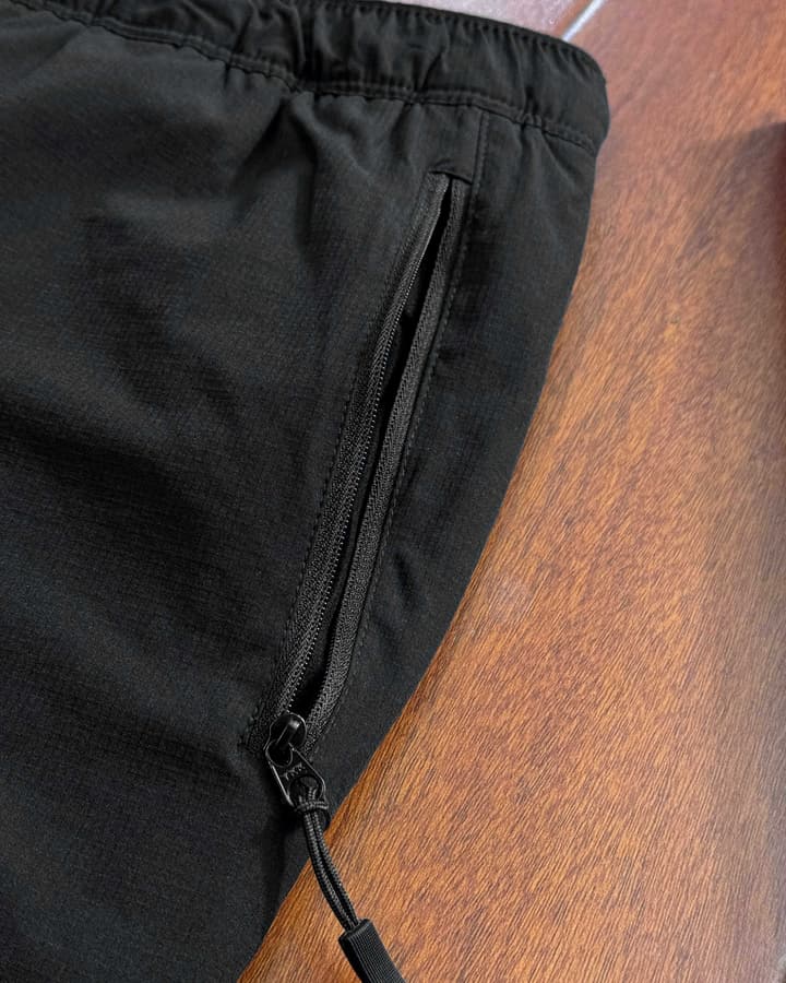 Arc'teryx TRAINING Series Windproof Down Trousers – Winter Collection in Black
