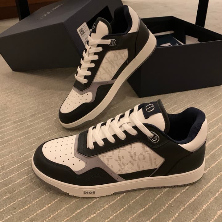 Dior B27 Uptown HYLTON NEL Limited Edition Low-Top Sneakers in White And Black