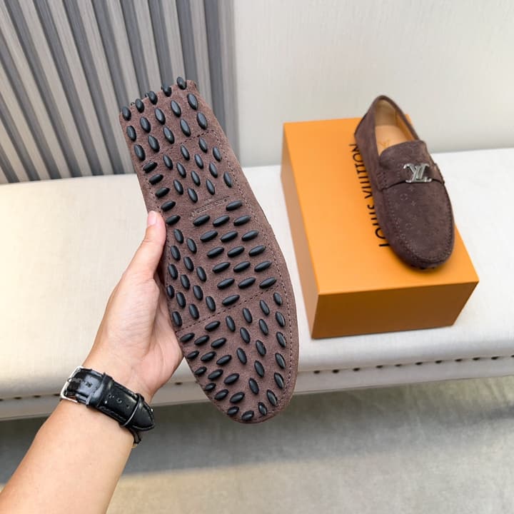 Louis Vuitton Pebbled Leather Driving Shoes in Black Textured Leather