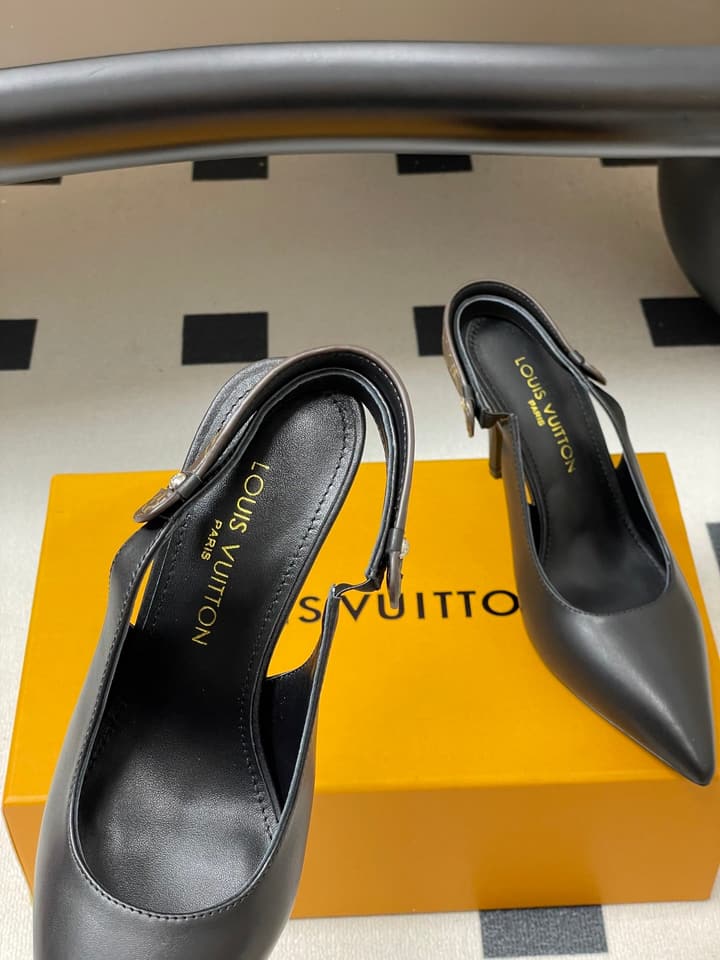 Louis Vuitton Legacy Slingback Pumps – 25SS in Light Grey Patent