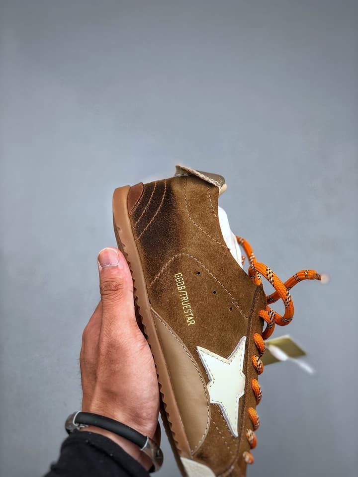 Golden Goose Distressed German Army Trainers – 25SS in Brown