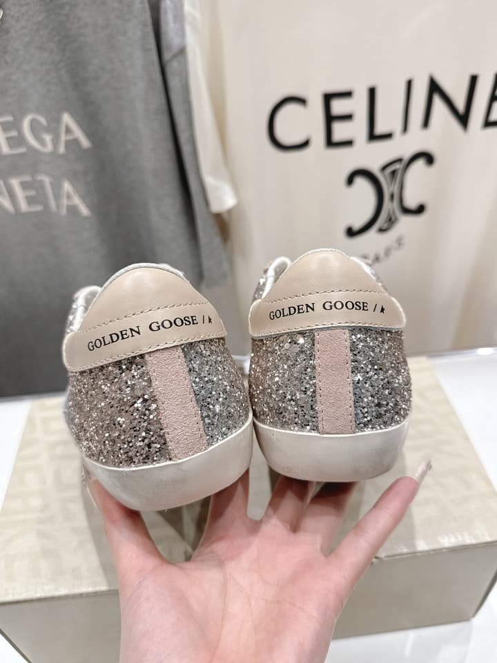 Golden Goose Distressed Sneakers in Light Pink