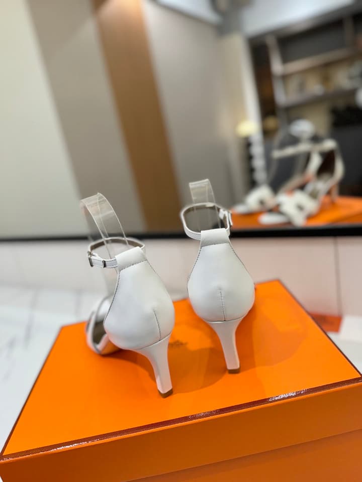 Hermès Classic Smooth Cowhide Heels – 6.5cm in All White