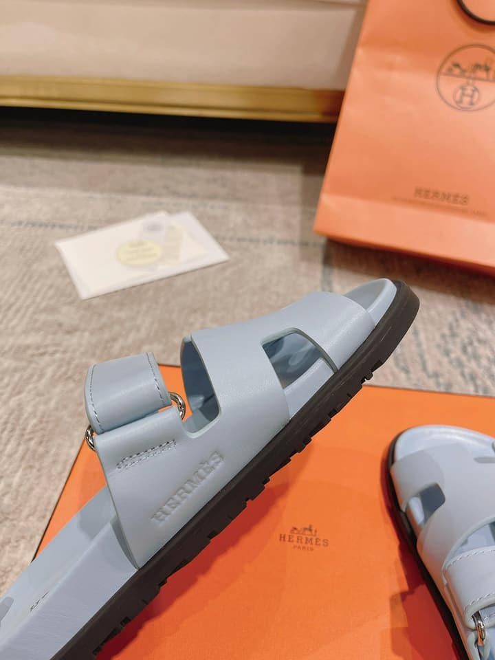 Hermès Chypre Slides – 2023SS Collection in Black And White