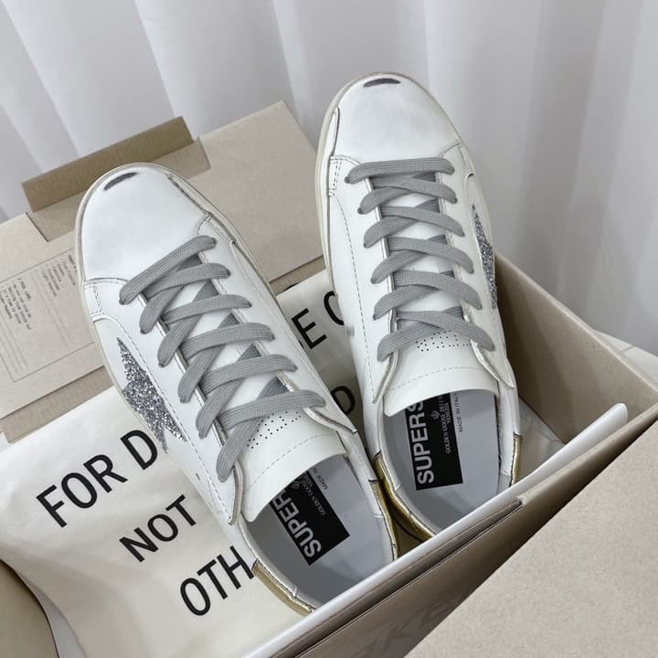 Golden Goose Superstar Graffiti Sneakers – SS22 in Black Star Rose Gold Toe