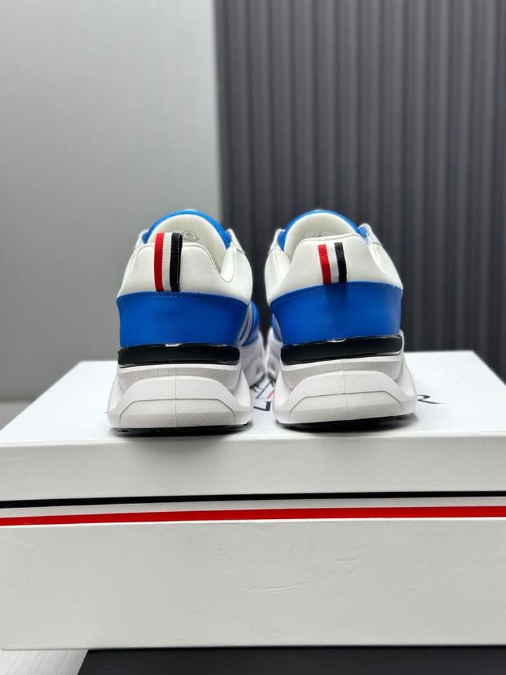 Moncler Trailgrip GTX Performance Running Shoes in Black