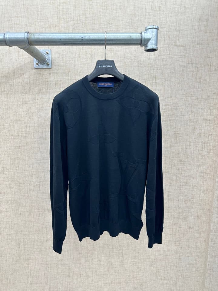 Louis Vuitton MONOGRAM Embossed Crewneck Sweater – 25FW in Dark Embossed Monogram Sweater