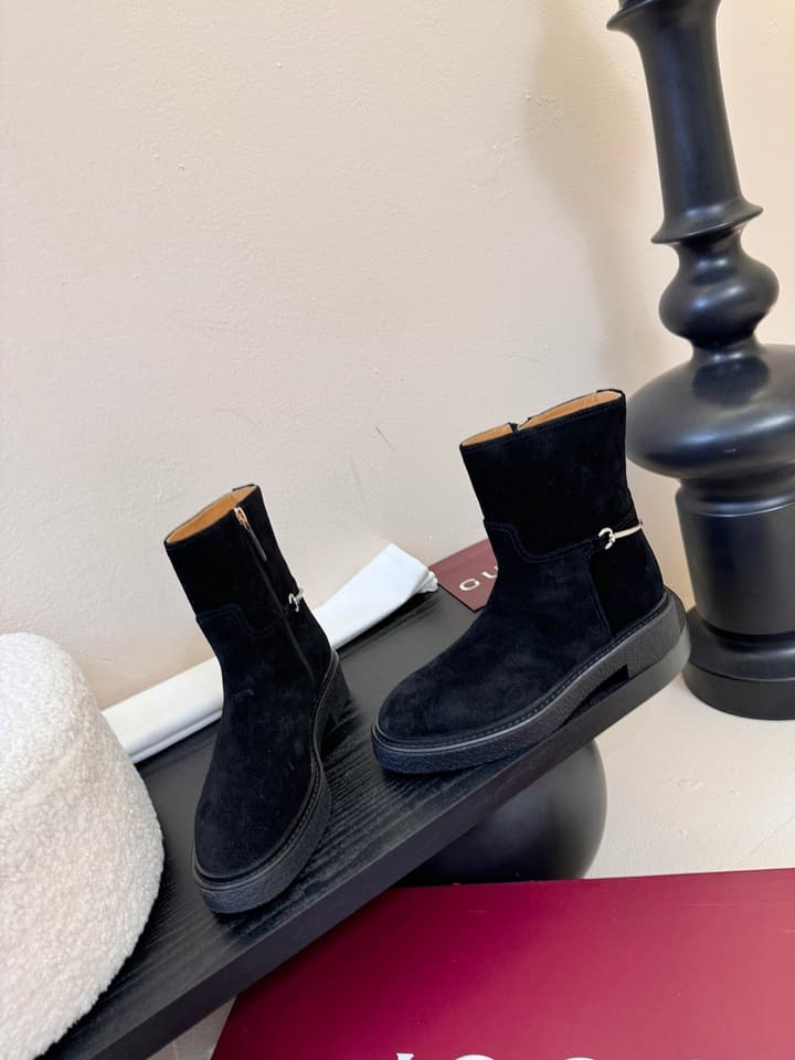 Gucci Runway Suede Boots in Taupe Suede
