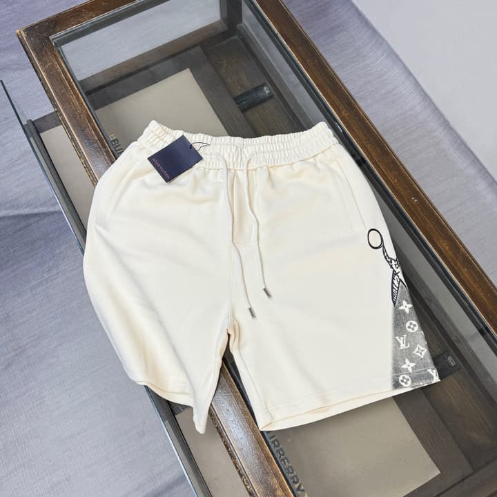 Louis Vuitton Casual Shorts – 2026 Collection in Beige