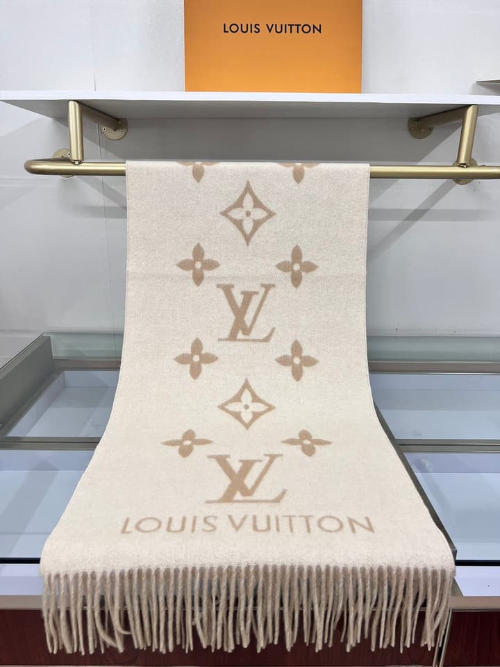 Louis Vuitton Reykjavik Cashmere Scarf