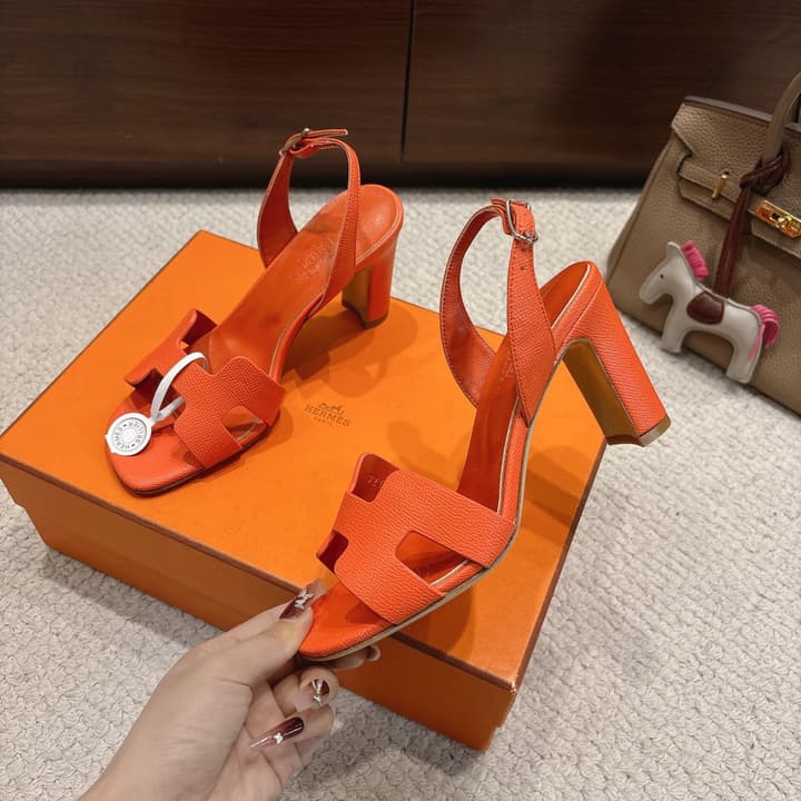 Hermès Eremite 80 Heeled Sandals in Blush Pink