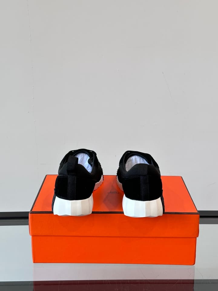 Hermès Bouncing Sneakers in Black