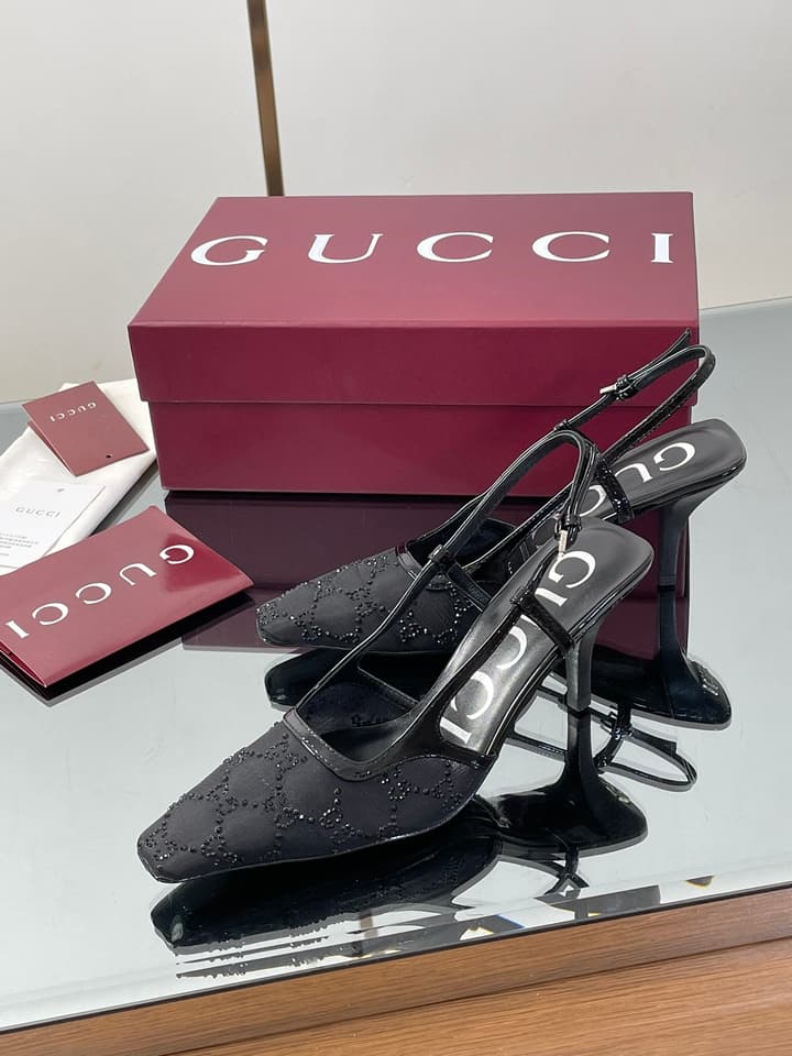 Gucci Cosmogonie GG Crystal Slingback Sandals – 2025 Early Autumn Collection in Black Crystal Gg