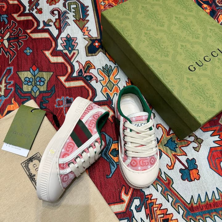 Gucci Kids Footwear – Kids Collection in Beige Plaid Slip-on