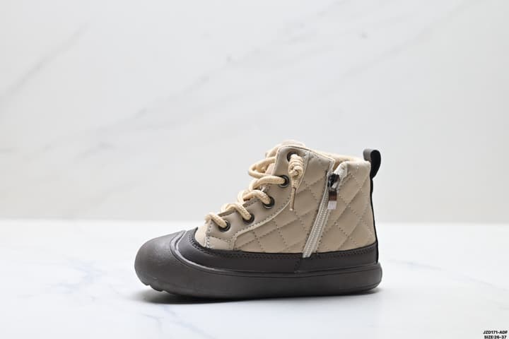 UGG Diamond Quilted Low Ankle Boots – Kids Collection in Cream And Black