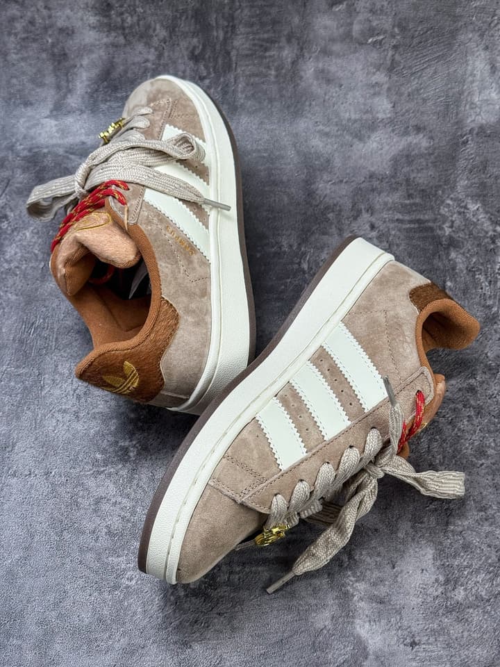Adidas Originals CAMPUS 00s Retro Casual Sneakers in Taupe Suede With Tan Lining