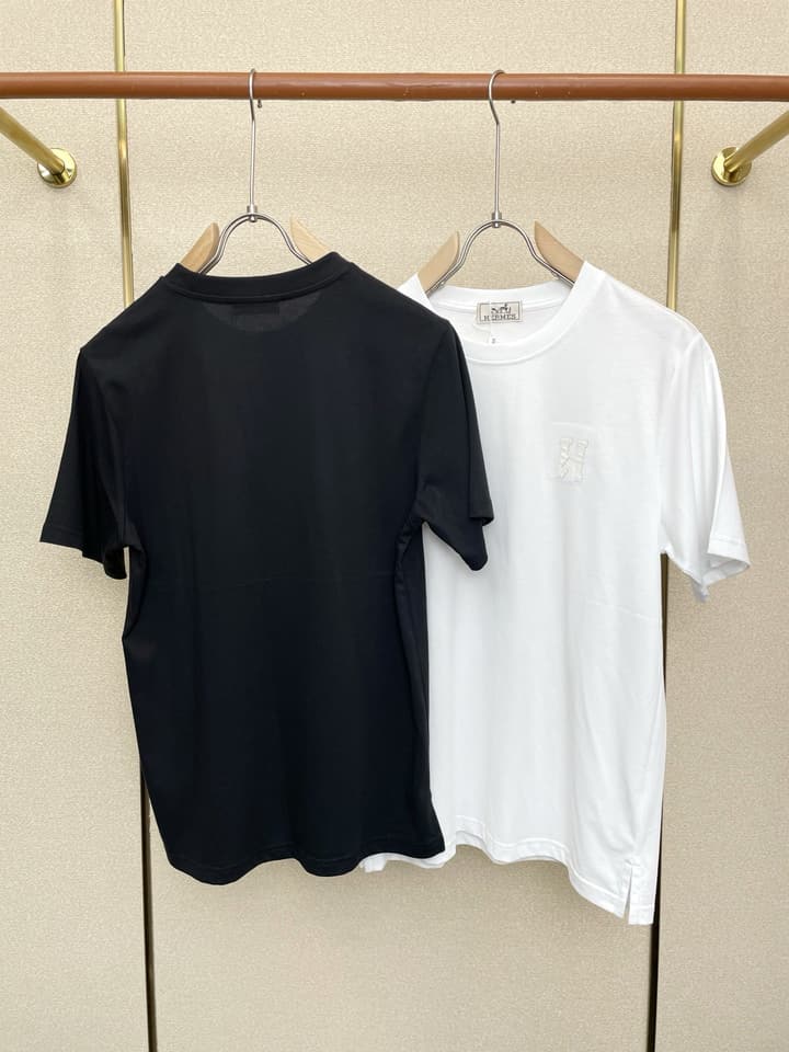 Hermès Men's Casual Short-Sleeve T-Shirt in Black