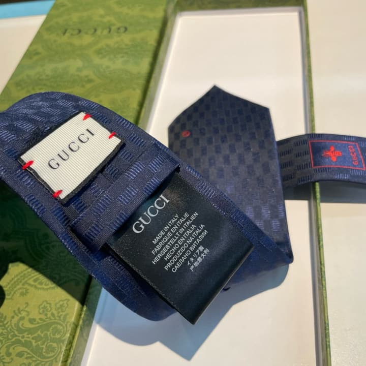 Gucci GG Logo Jacquard Tie in Black