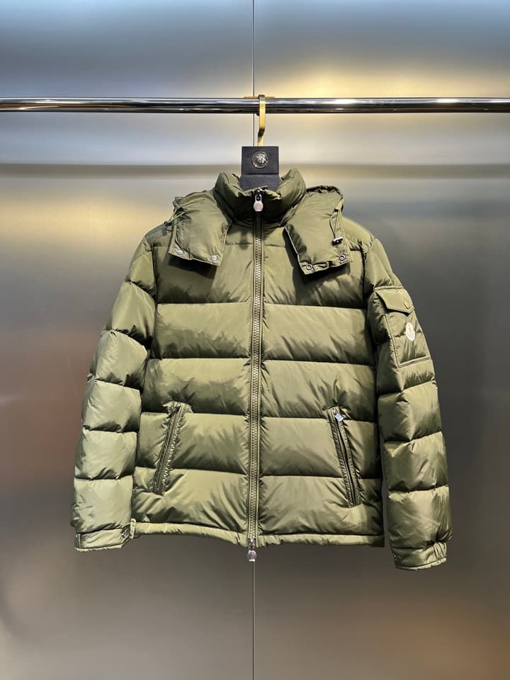 Moncler Maya Matte Down Jacket – Autumn/Winter Collection in Black