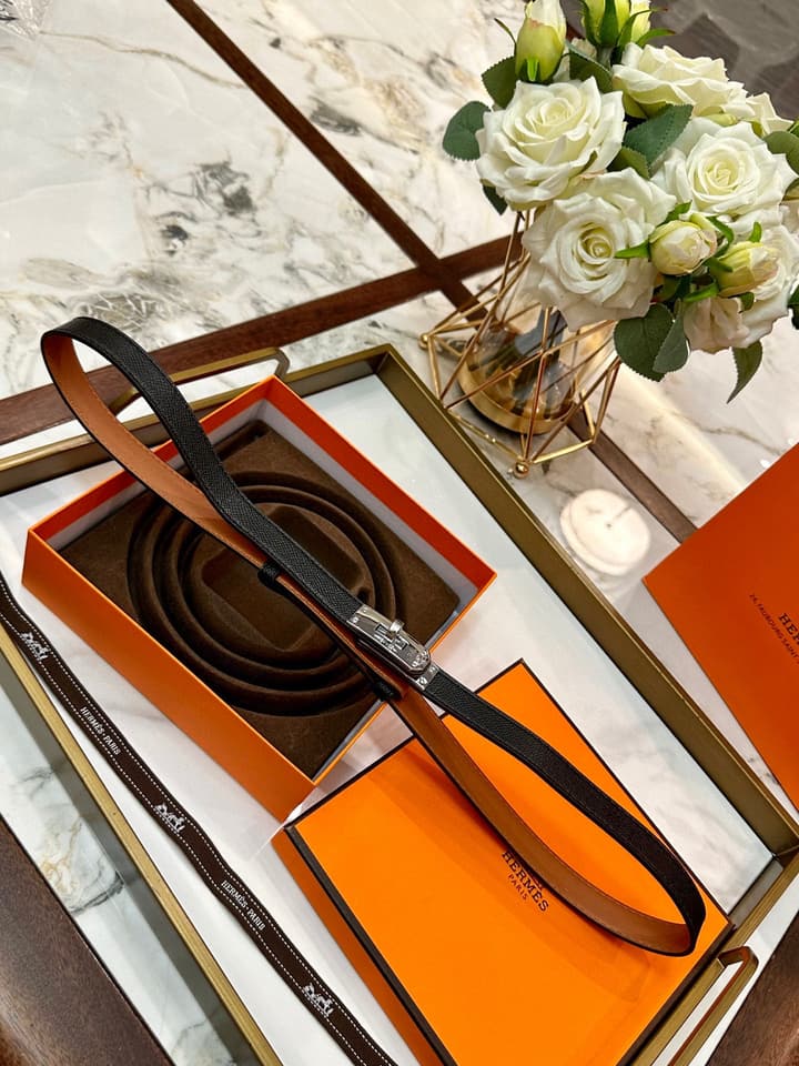 Hermès Slim Leather Belt – 2.0cm in Black With Silver Buckle