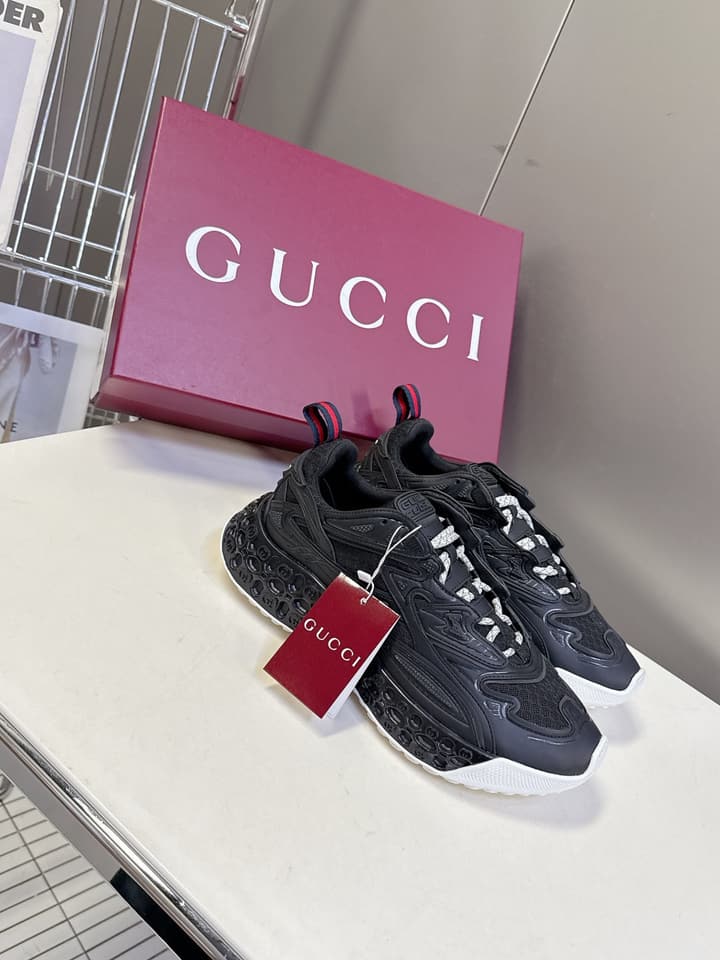 Gucci Cub3d Series Sneakers in Black